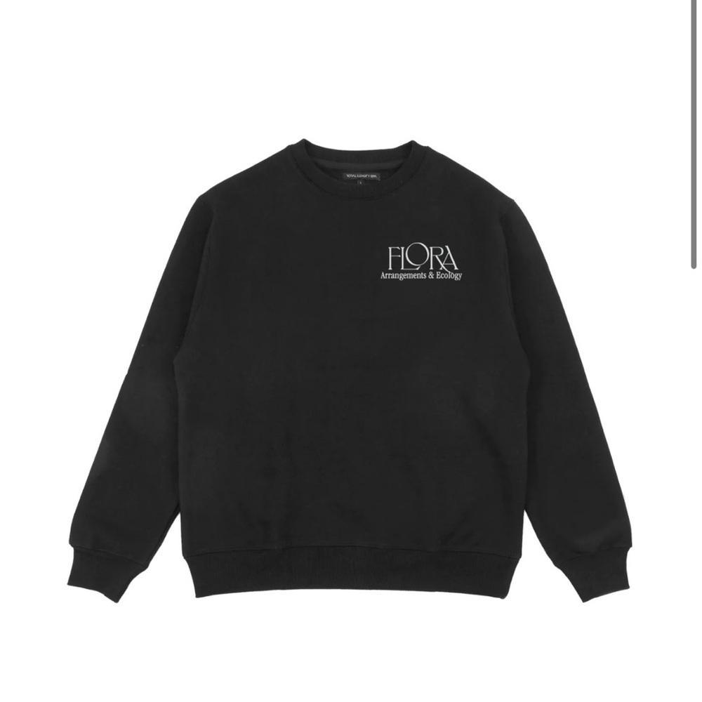 Total Luxury Spa Black Men's pullover medium